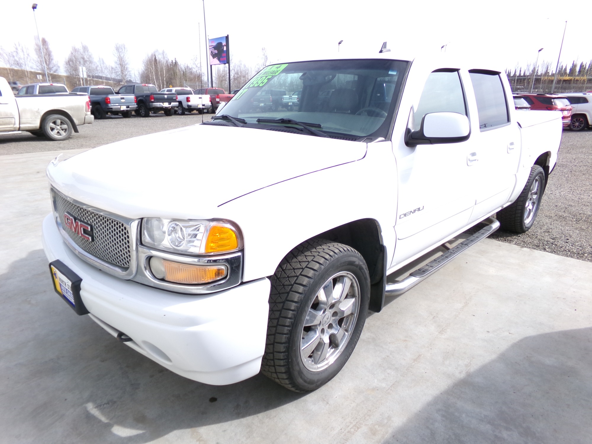 photo of 2007 GMC Sierra Classic 1500 Denali Crew Cab AWD